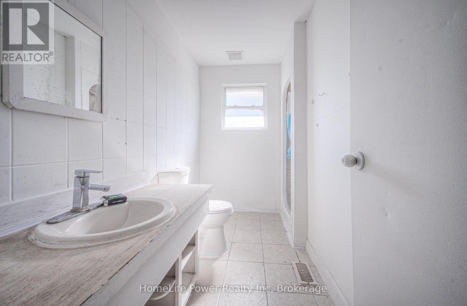 100 Westwood Road, Kitchener, Ontario  N2M 2K6 - Photo 25 - X12587132