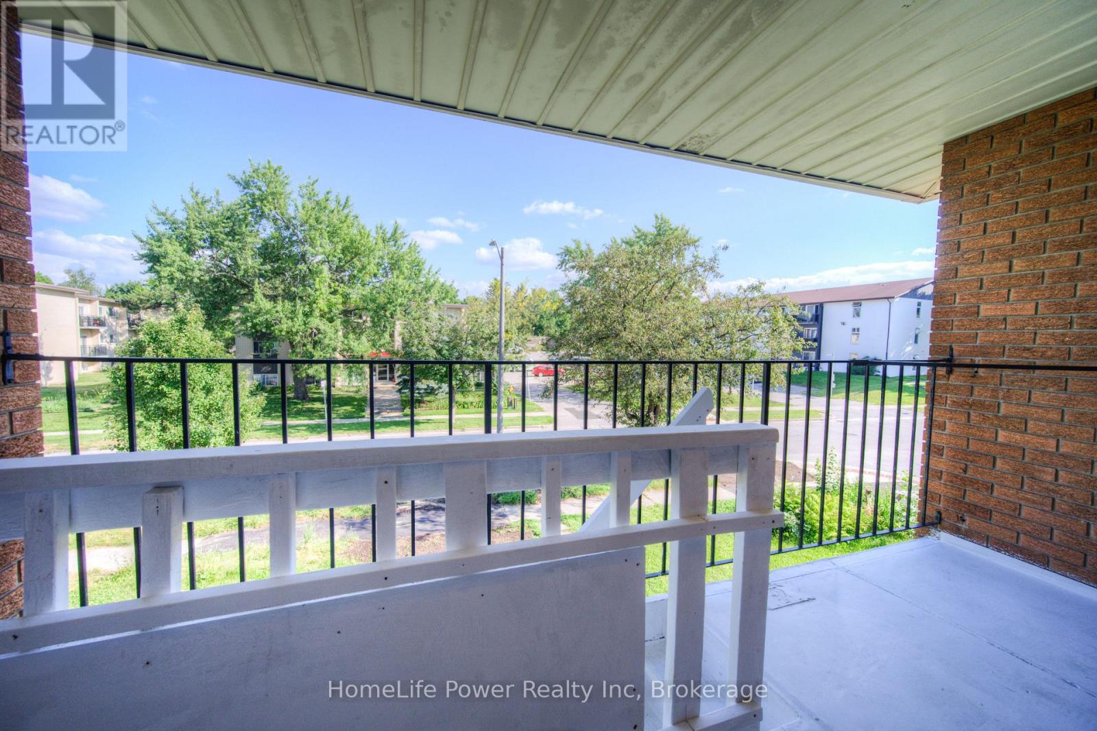 100 Westwood Road, Kitchener, Ontario  N2M 2K6 - Photo 30 - X12587132