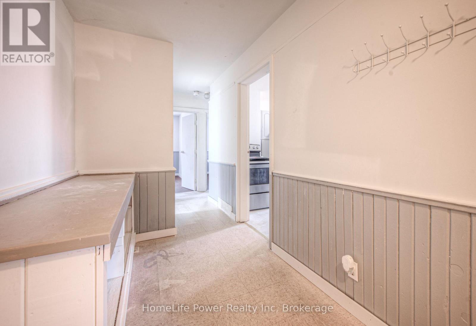 100 Westwood Road, Kitchener, Ontario  N2M 2K6 - Photo 36 - X12587132