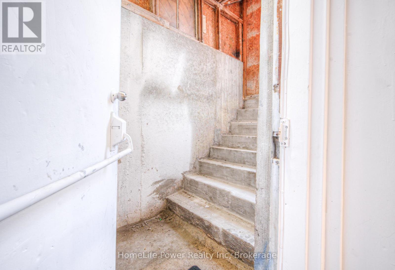 100 Westwood Road, Kitchener, Ontario  N2M 2K6 - Photo 39 - X12587132