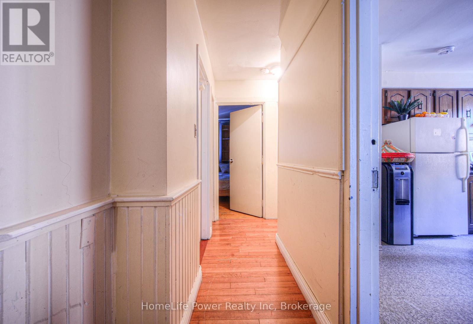 100 Westwood Road, Kitchener, Ontario  N2M 2K6 - Photo 7 - X12587132