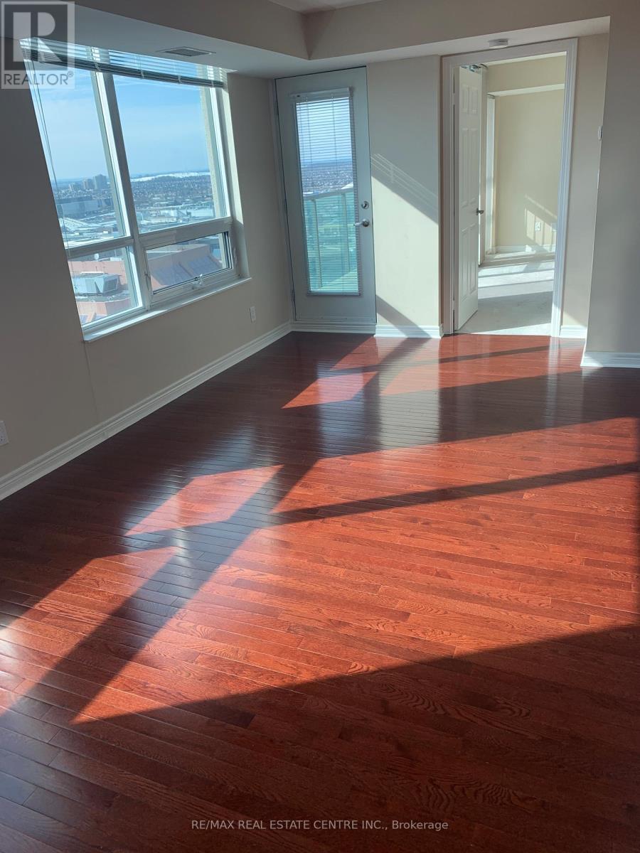 1709 - 208 Enfield Place, Mississauga, Ontario  L5B 0G8 - Photo 18 - W12587070