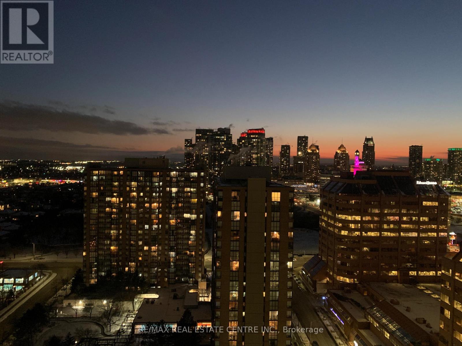 1709 - 208 Enfield Place, Mississauga, Ontario  L5B 0G8 - Photo 22 - W12587070