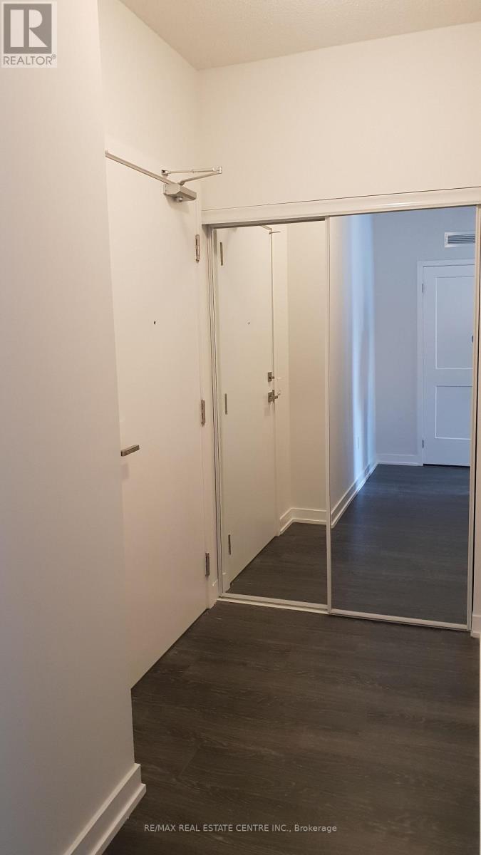 1215 - 4055 Parkside Village Drive, Mississauga, Ontario  L5B 0K8 - Photo 6 - W12587086