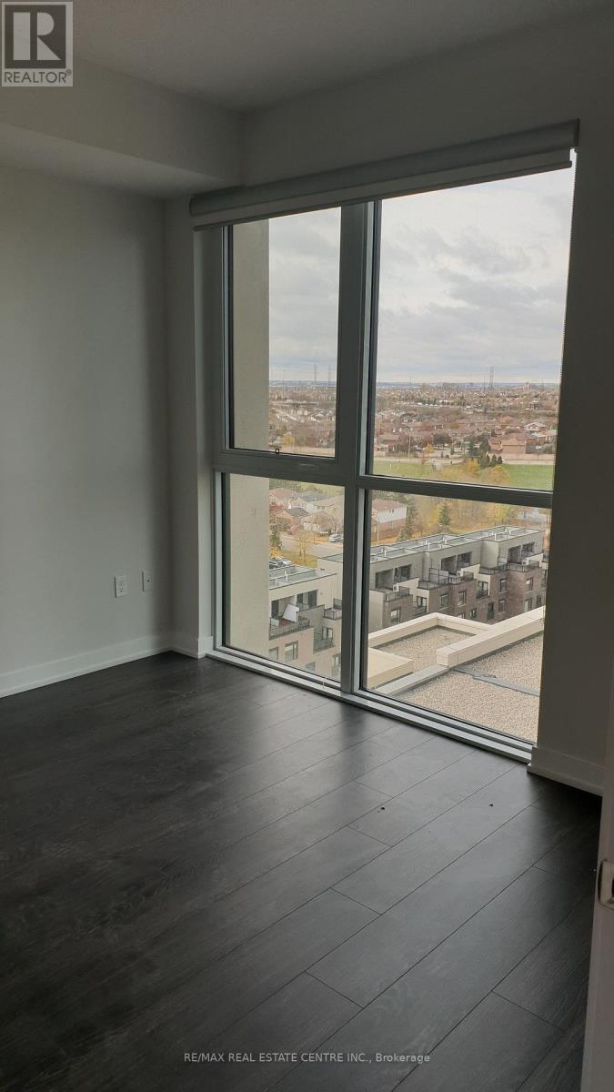 1215 - 4055 Parkside Village Drive, Mississauga, Ontario  L5B 0K8 - Photo 7 - W12587086