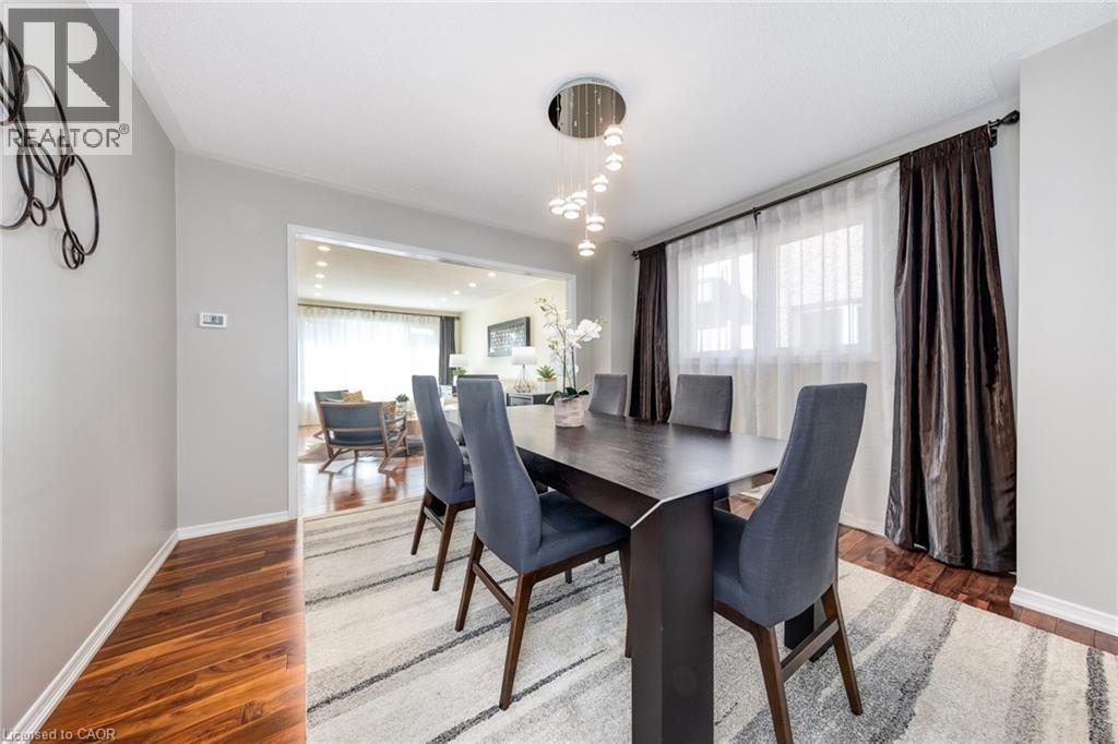 223 River Oaks Boulevard W, Oakville, Ontario  L6H 3V2 - Photo 10 - 40775630