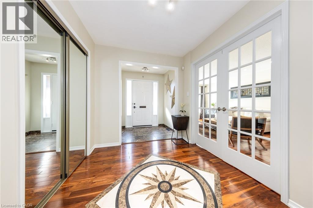 223 River Oaks Boulevard W, Oakville, Ontario  L6H 3V2 - Photo 6 - 40775630