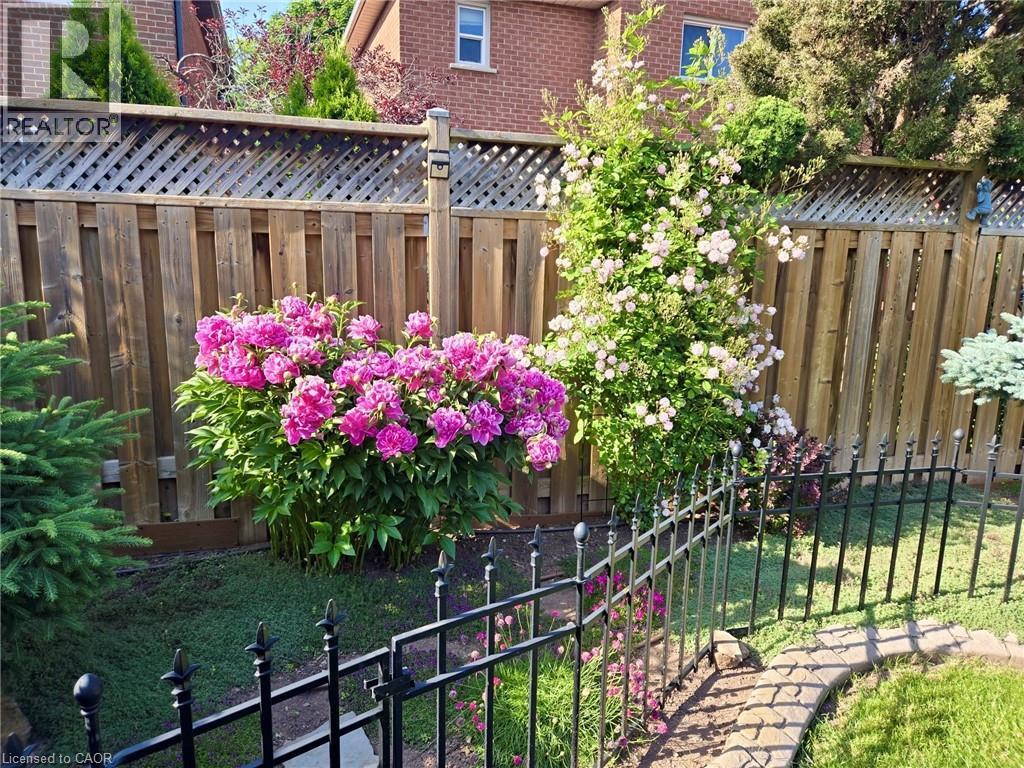 223 River Oaks Boulevard W, Oakville, Ontario  L6H 3V2 - Photo 47 - 40775630