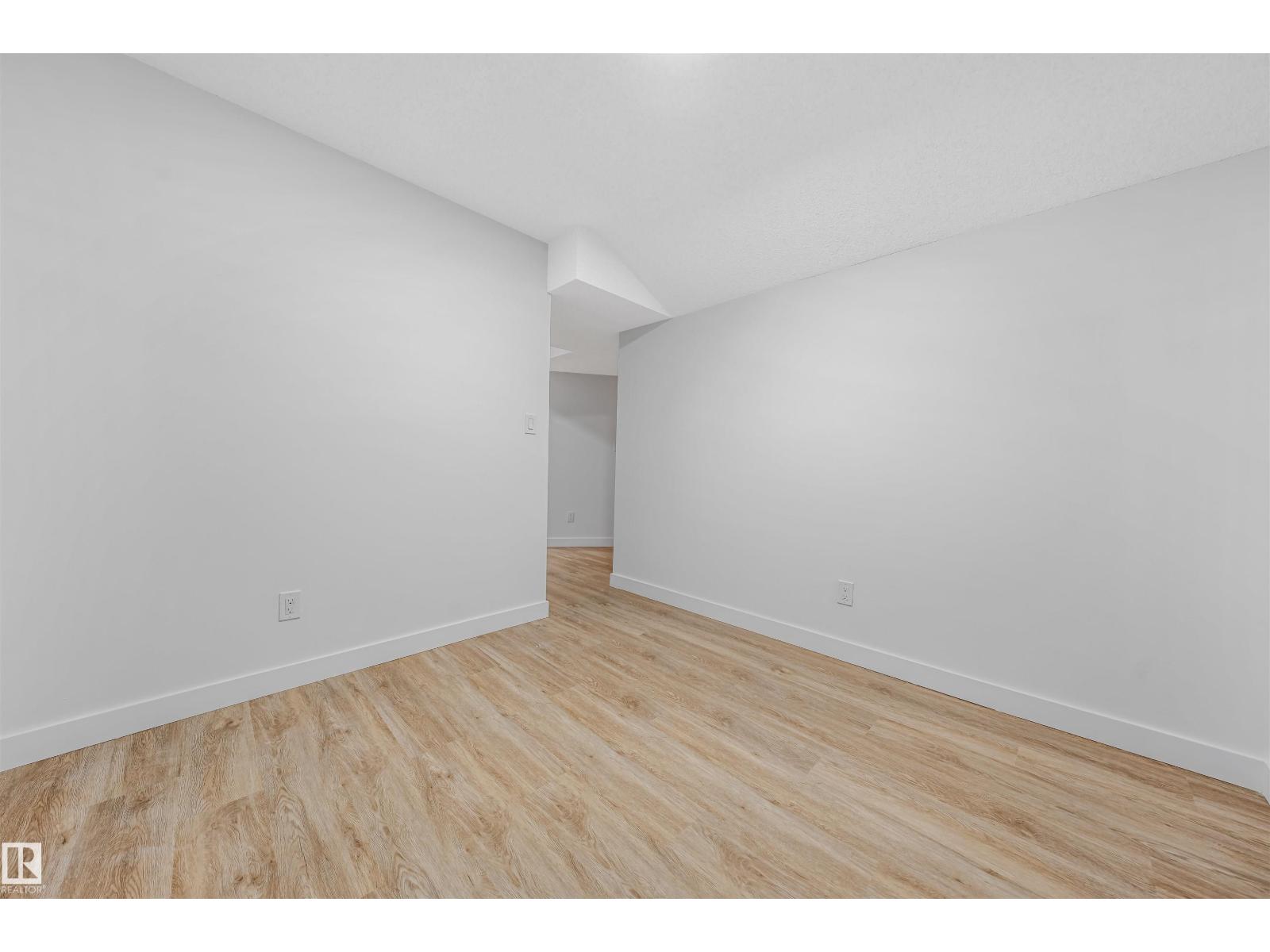 6030 Mill Woods Rd S Nw, Edmonton, Alberta  T6L 1N5 - Photo 42 - E4467036