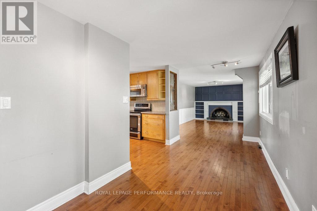 2045 Deerhurst Court, Ottawa, Ontario  K1J 8H2 - Photo 14 - X12587136