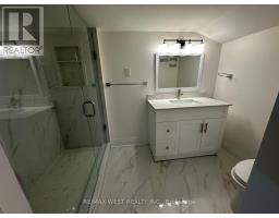 BASEMENT - 16 YORKSHIRE ROAD, Toronto, Ontario