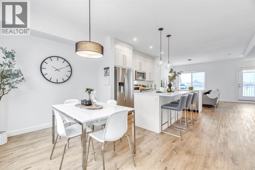 220 Creekstone Drive Sw, Calgary, Alberta  T2X 5L1 - Photo 13 - A2273134