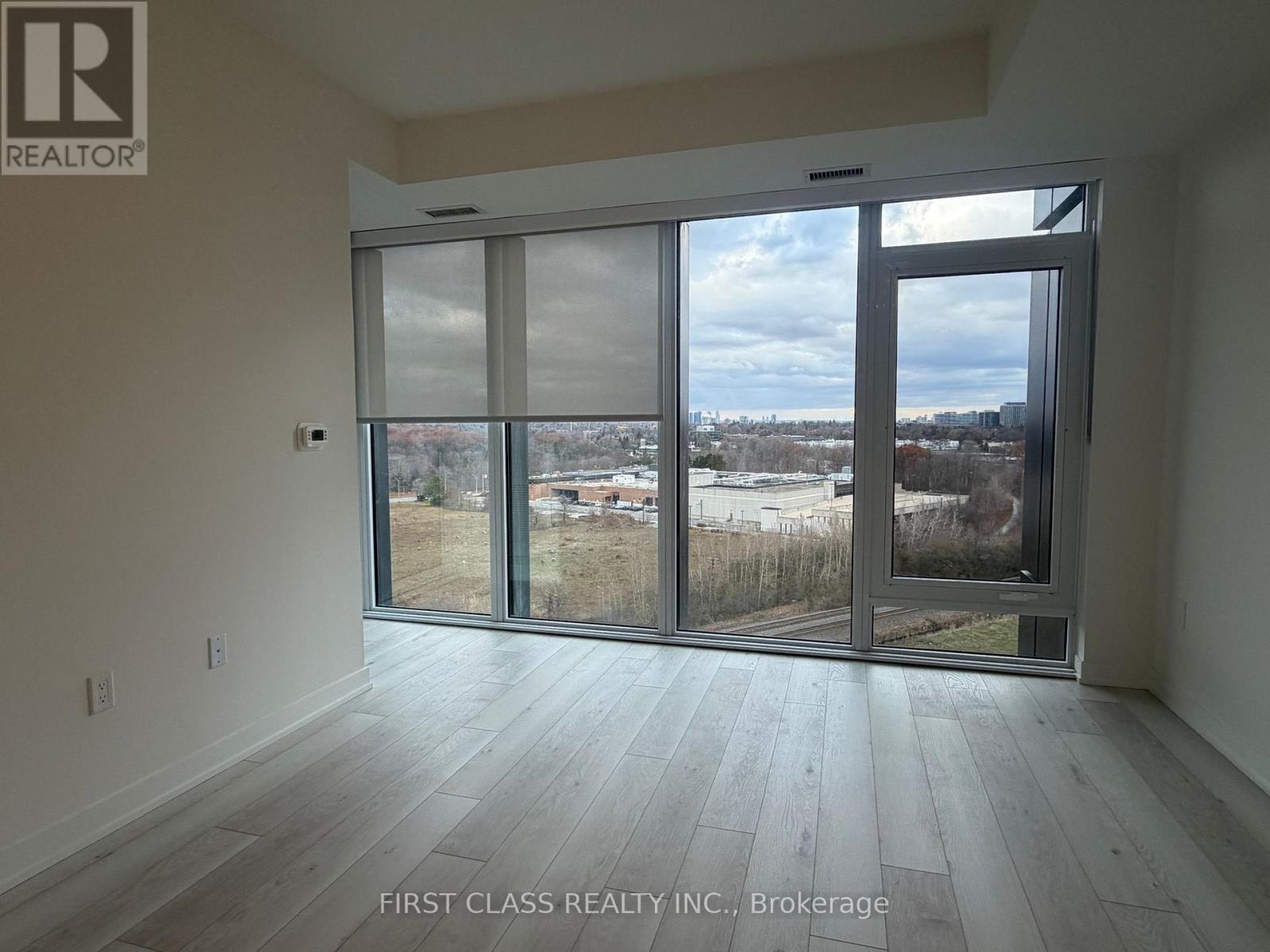 1118 - 1 Quarrington Lane, Toronto, Ontario  M3C 0S4 - Photo 10 - C12587102