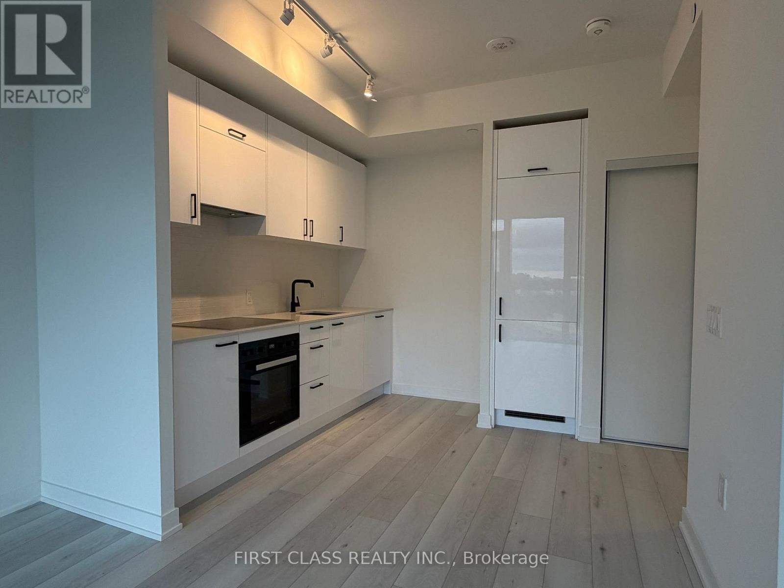 1118 - 1 Quarrington Lane, Toronto, Ontario  M3C 0S4 - Photo 14 - C12587102