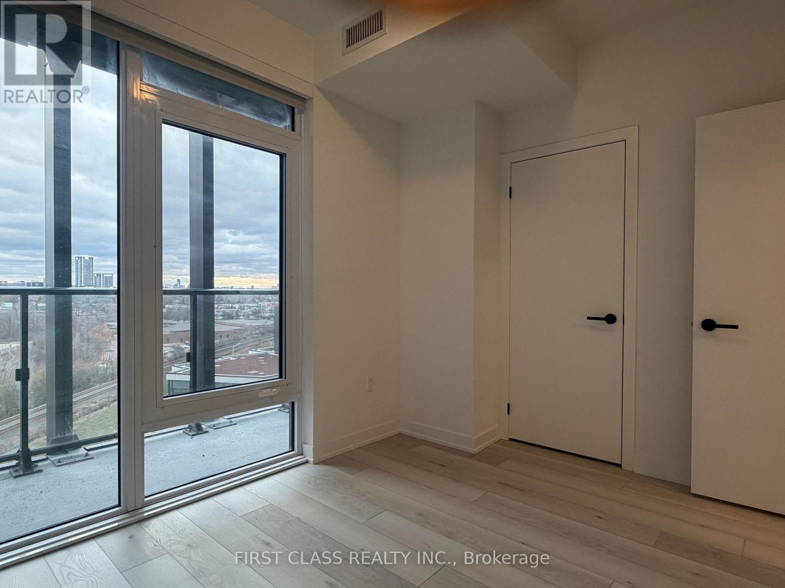 1118 - 1 Quarrington Lane, Toronto, Ontario  M3C 0S4 - Photo 16 - C12587102