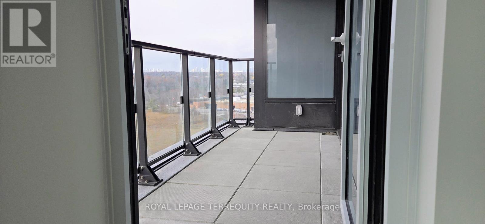 1215 - 1 Quarrington Lane, Toronto, Ontario  M3C 1H7 - Photo 18 - C12587134