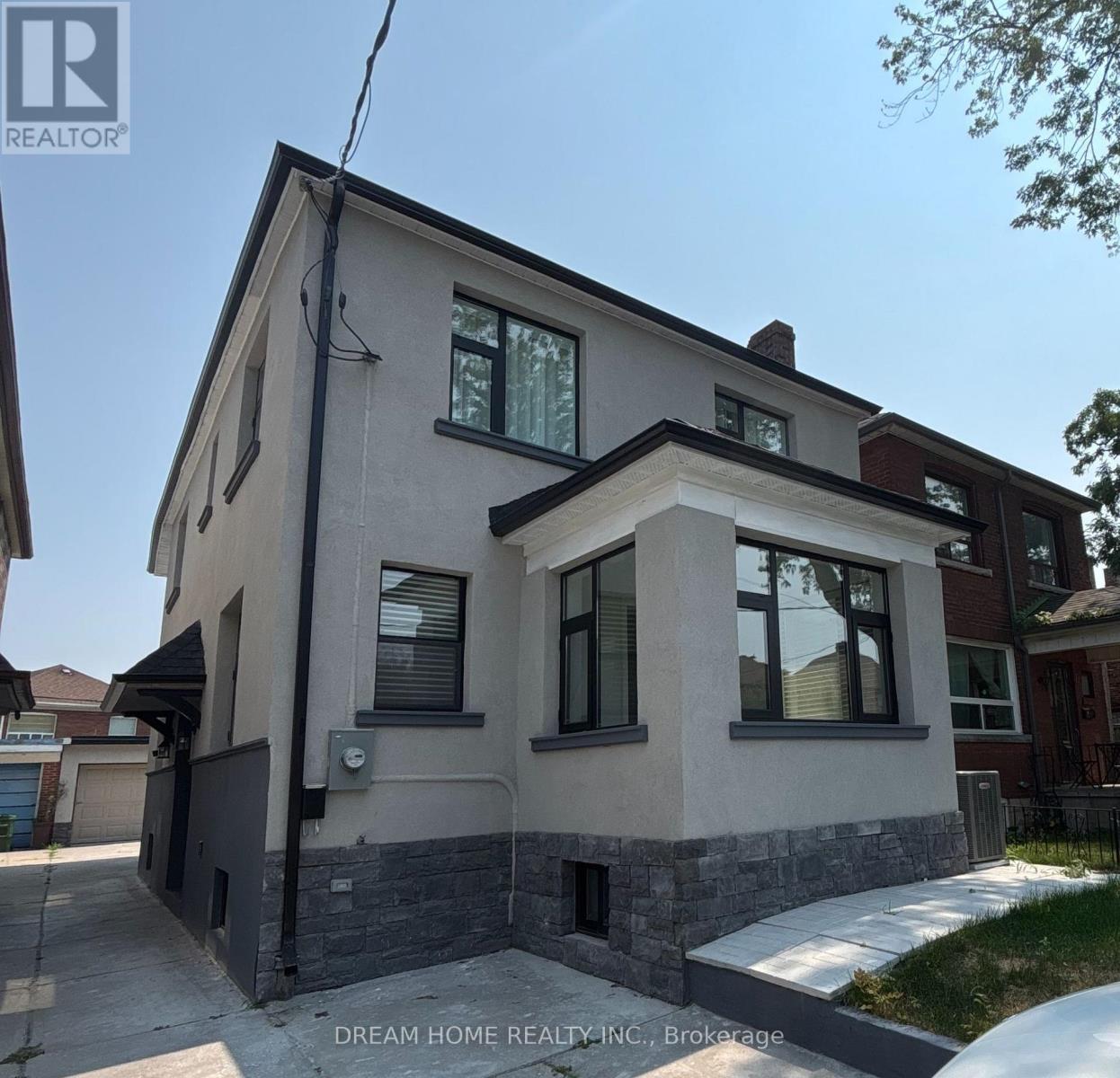 Upper - 9 Rusholme Drive E, Toronto, Ontario  M6J 3K1 - Photo 1 - C12587140