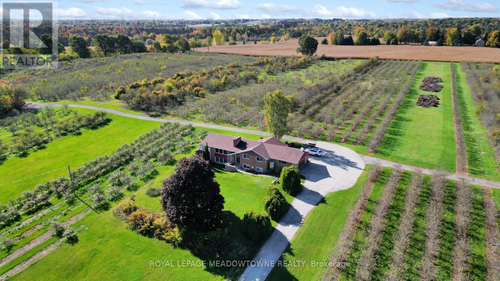 1453 Milburough Line, Hamilton, Ontario  L0R 1H0 - Photo 2 - X12208341