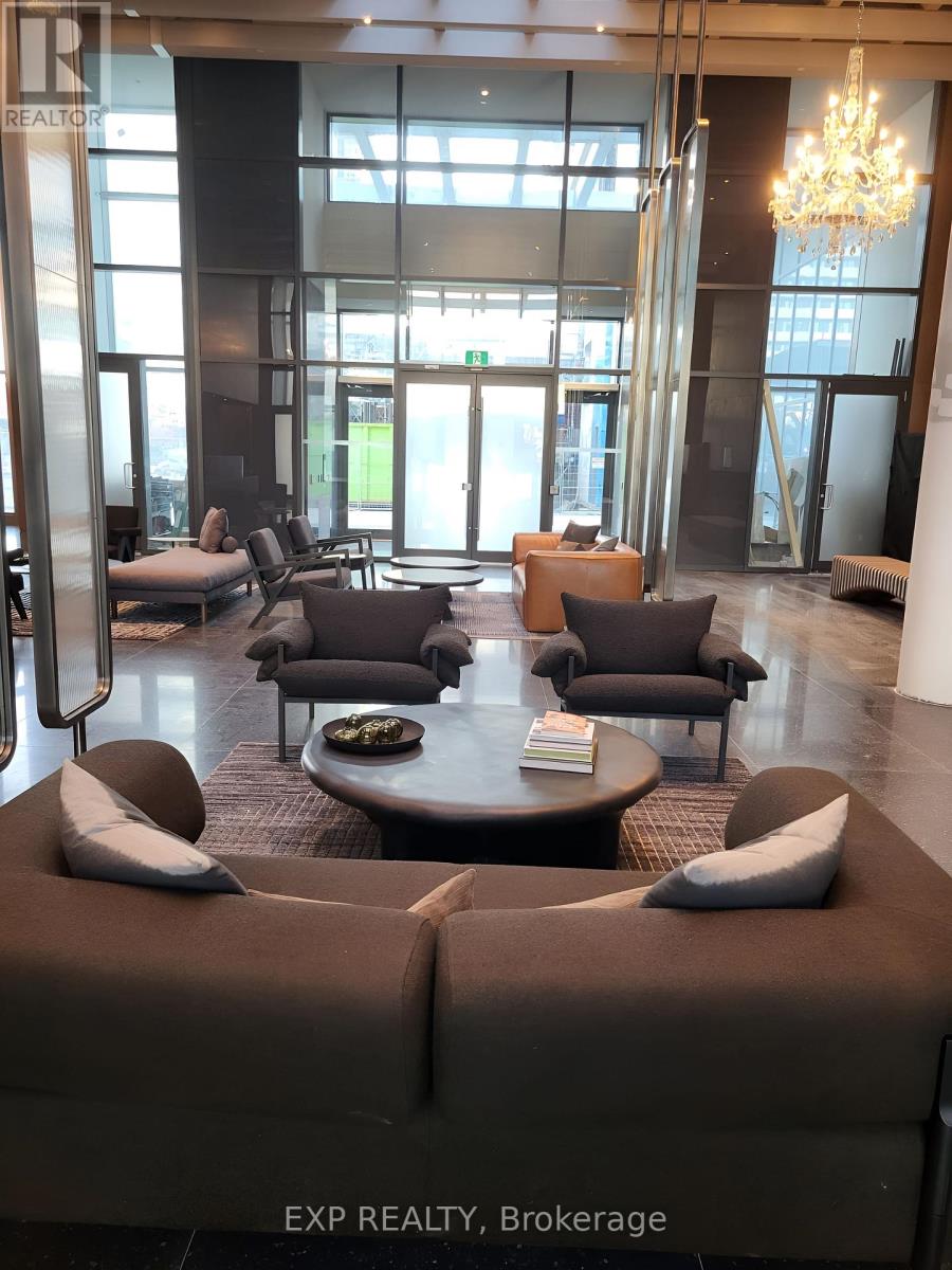 2201 - 28 Interchange Way, Vaughan, Ontario  L4K 0P8 - Photo 12 - N12587120