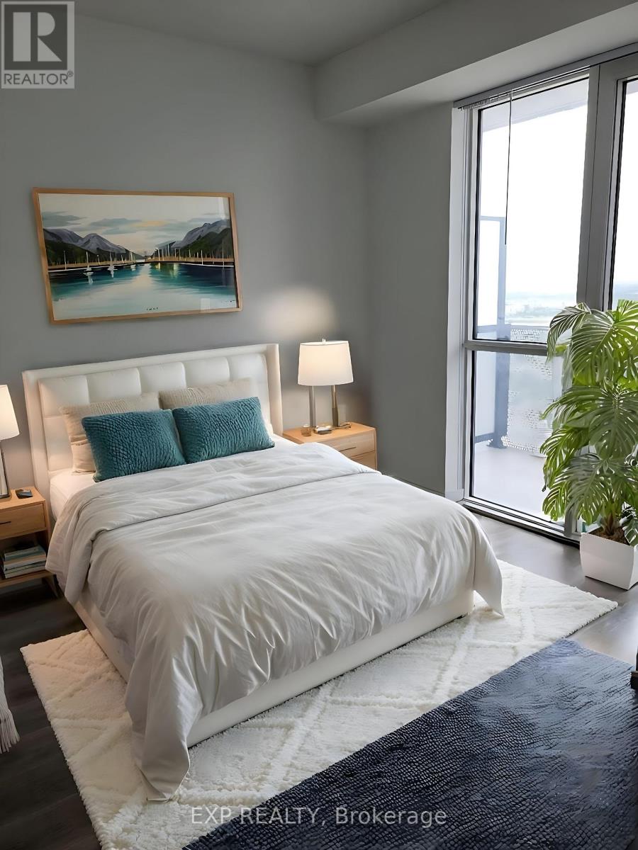 2201 - 28 Interchange Way, Vaughan, Ontario  L4K 0P8 - Photo 2 - N12587120