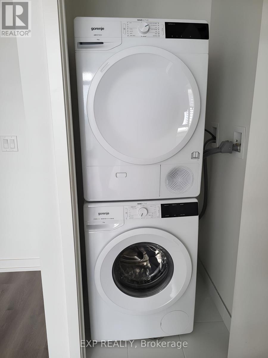 2201 - 28 Interchange Way, Vaughan, Ontario  L4K 0P8 - Photo 9 - N12587120