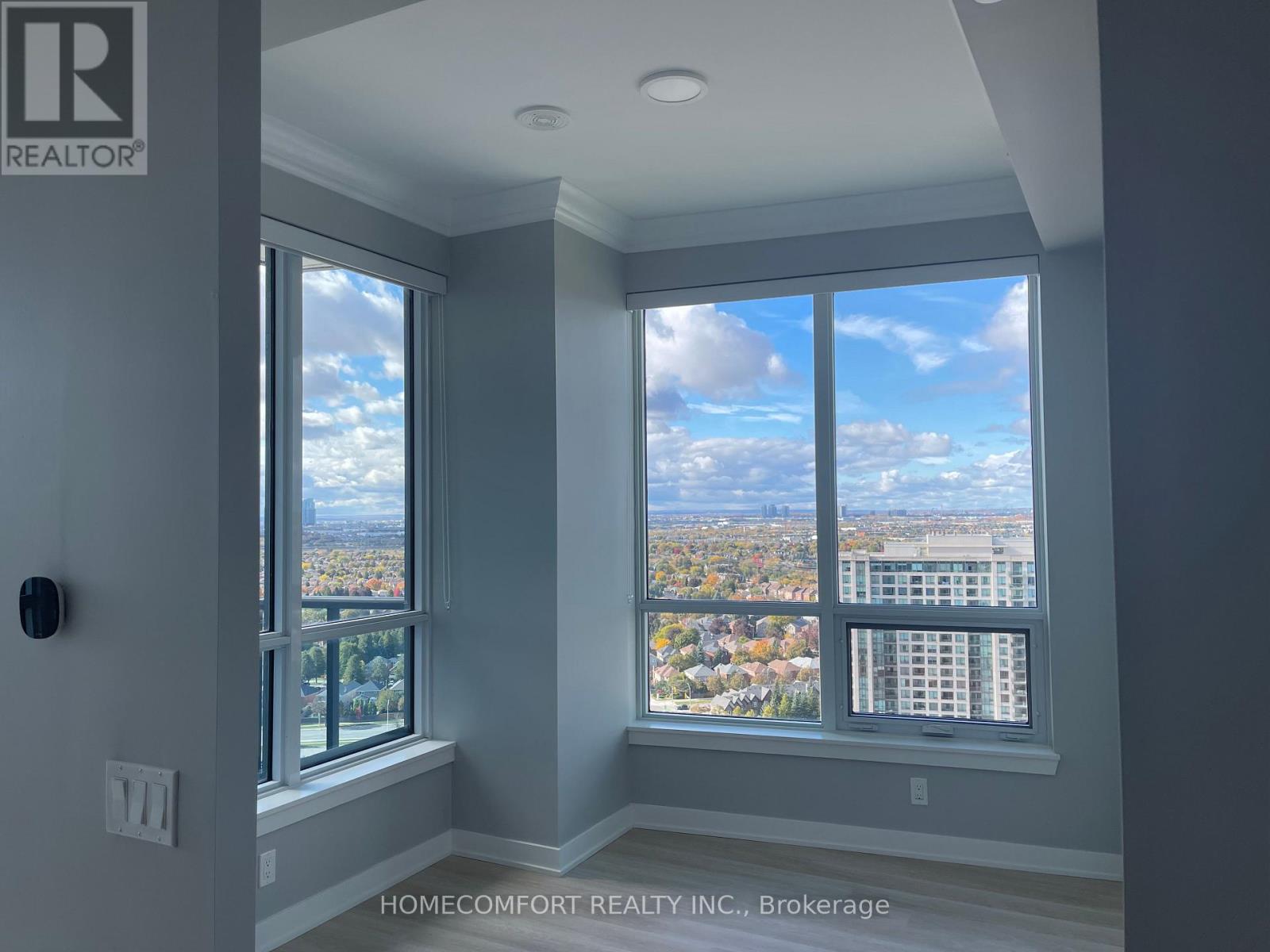 2205 - 50 Upper Mall Way, Vaughan, Ontario  L4J 0L8 - Photo 32 - N12587142