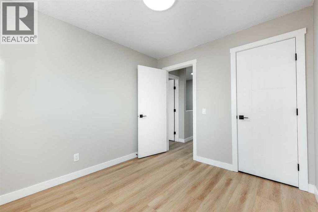 7620 27 Street Se, Calgary, Alberta  T2C 1E7 - Photo 14 - A2273192