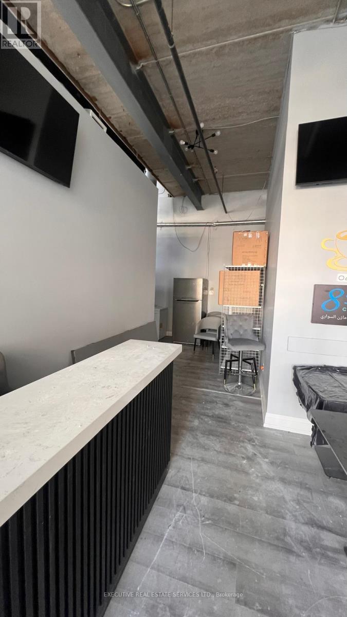 104 - 1065 Canadian Place, Mississauga, Ontario  L4W 0B8 - Photo 8 - W12587124