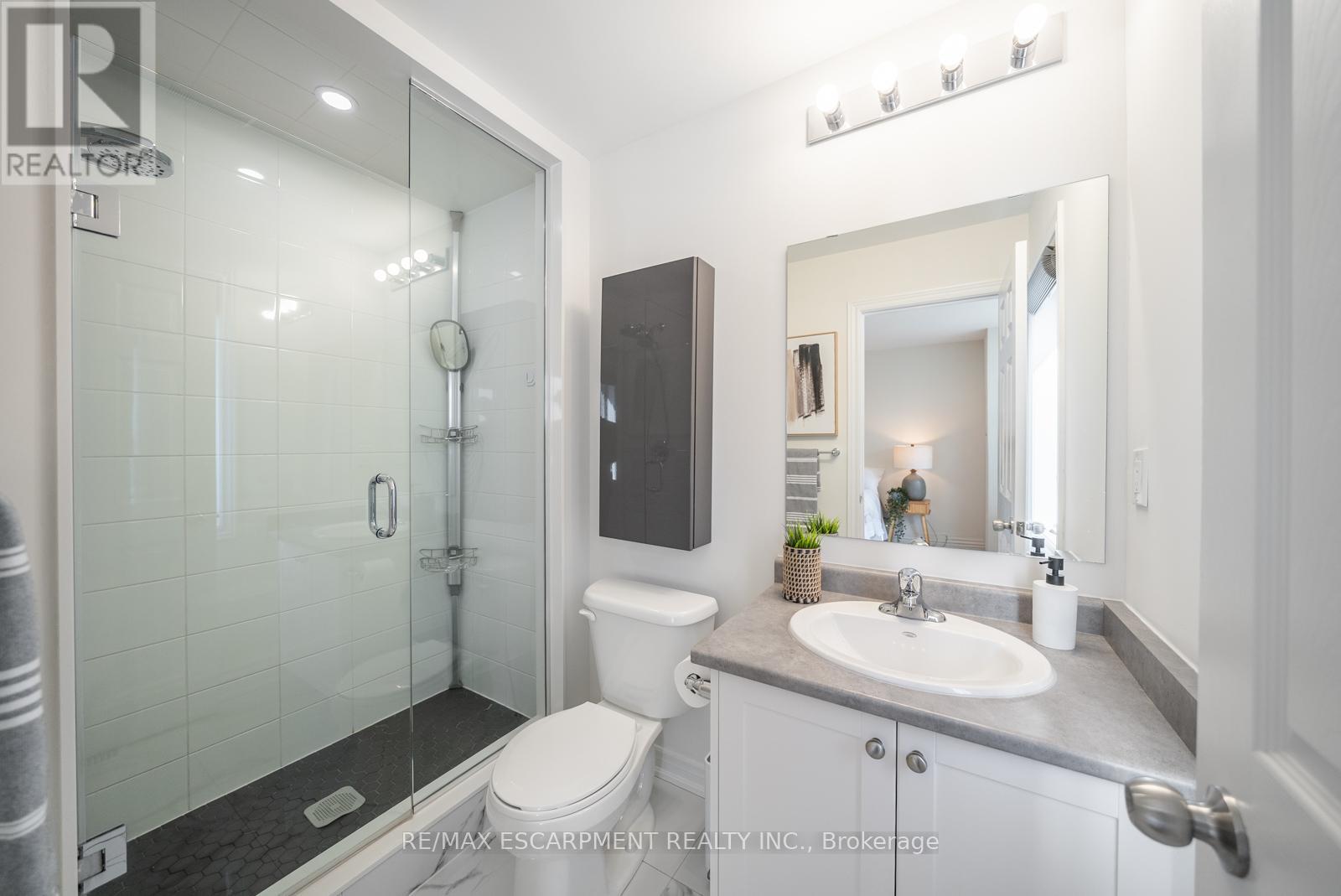 3959 Koenig Road, Burlington, Ontario  L7M 0Z7 - Photo 22 - W12587126