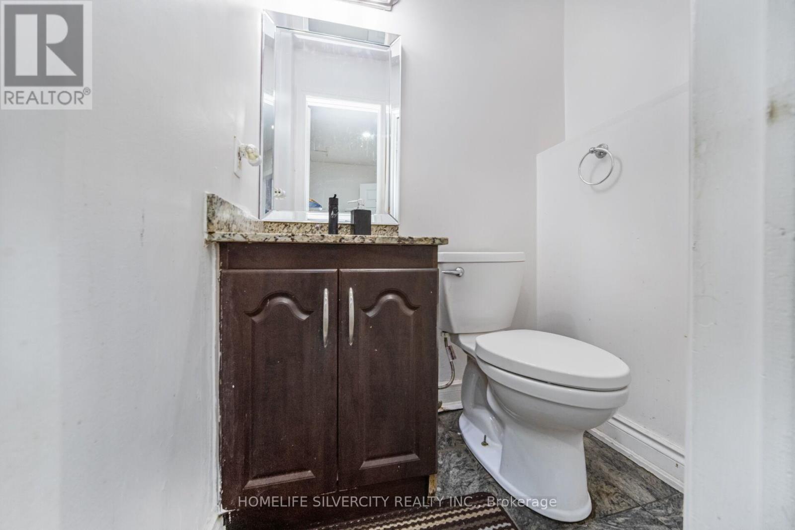 24 Jay Street, Brampton, Ontario L6Z 3V7 - Photo 22 - W12587144