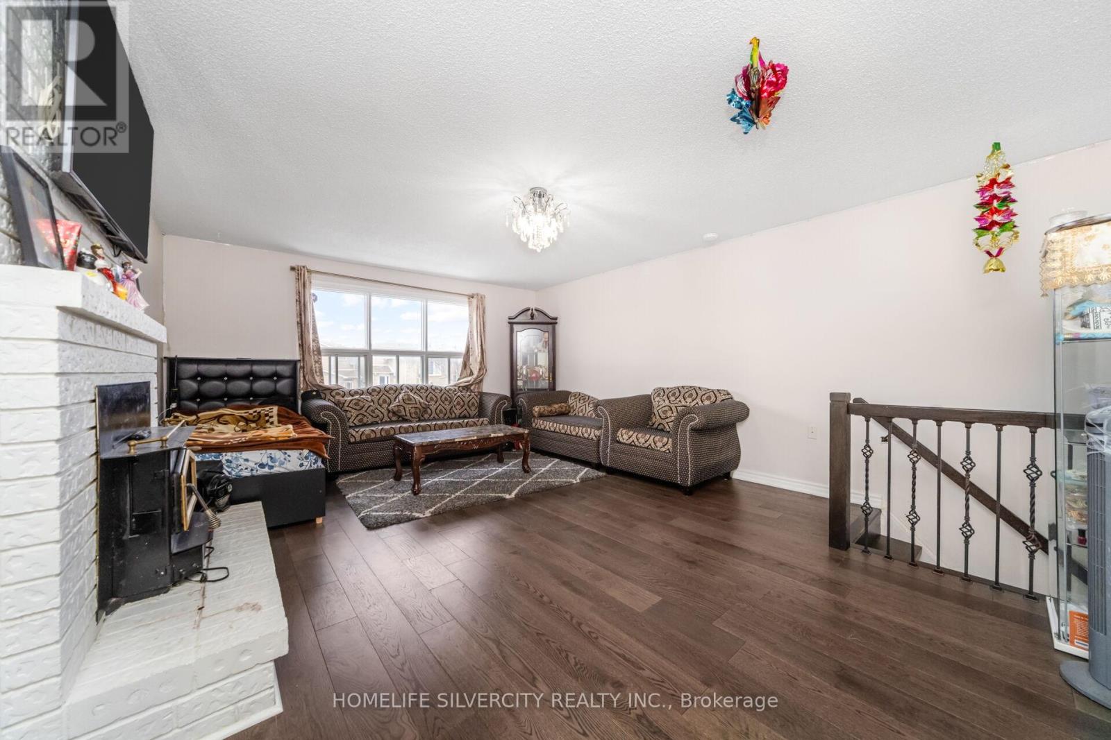 24 Jay Street, Brampton, Ontario L6Z 3V7 - Photo 25 - W12587144