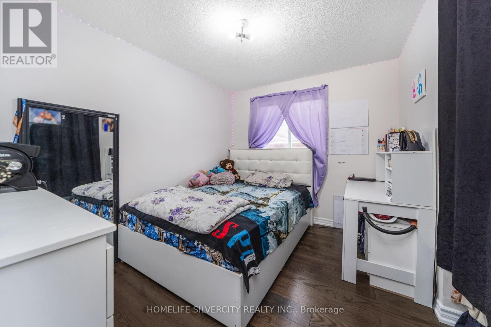 24 Jay Street, Brampton, Ontario L6Z 3V7 - Photo 34 - W12587144