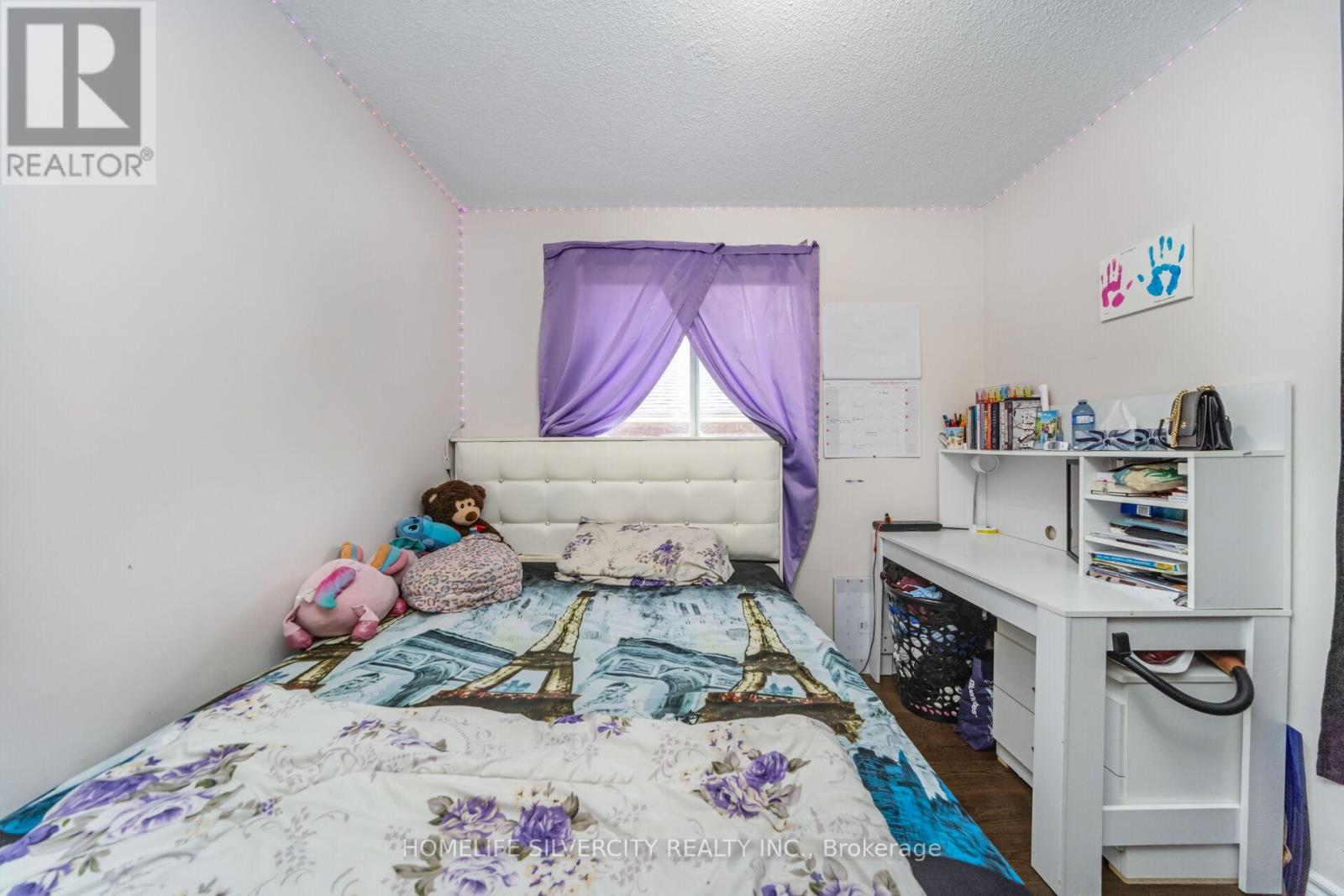 24 Jay Street, Brampton, Ontario L6Z 3V7 - Photo 35 - W12587144