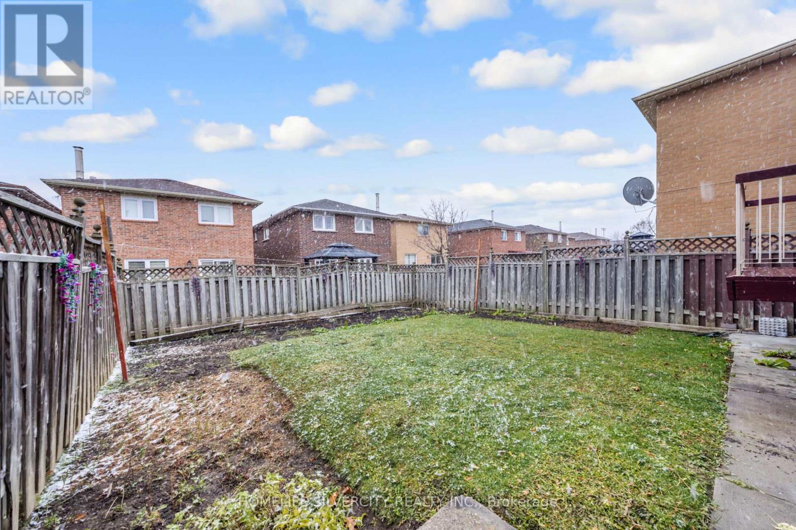 24 Jay Street, Brampton, Ontario L6Z 3V7 - Photo 41 - W12587144