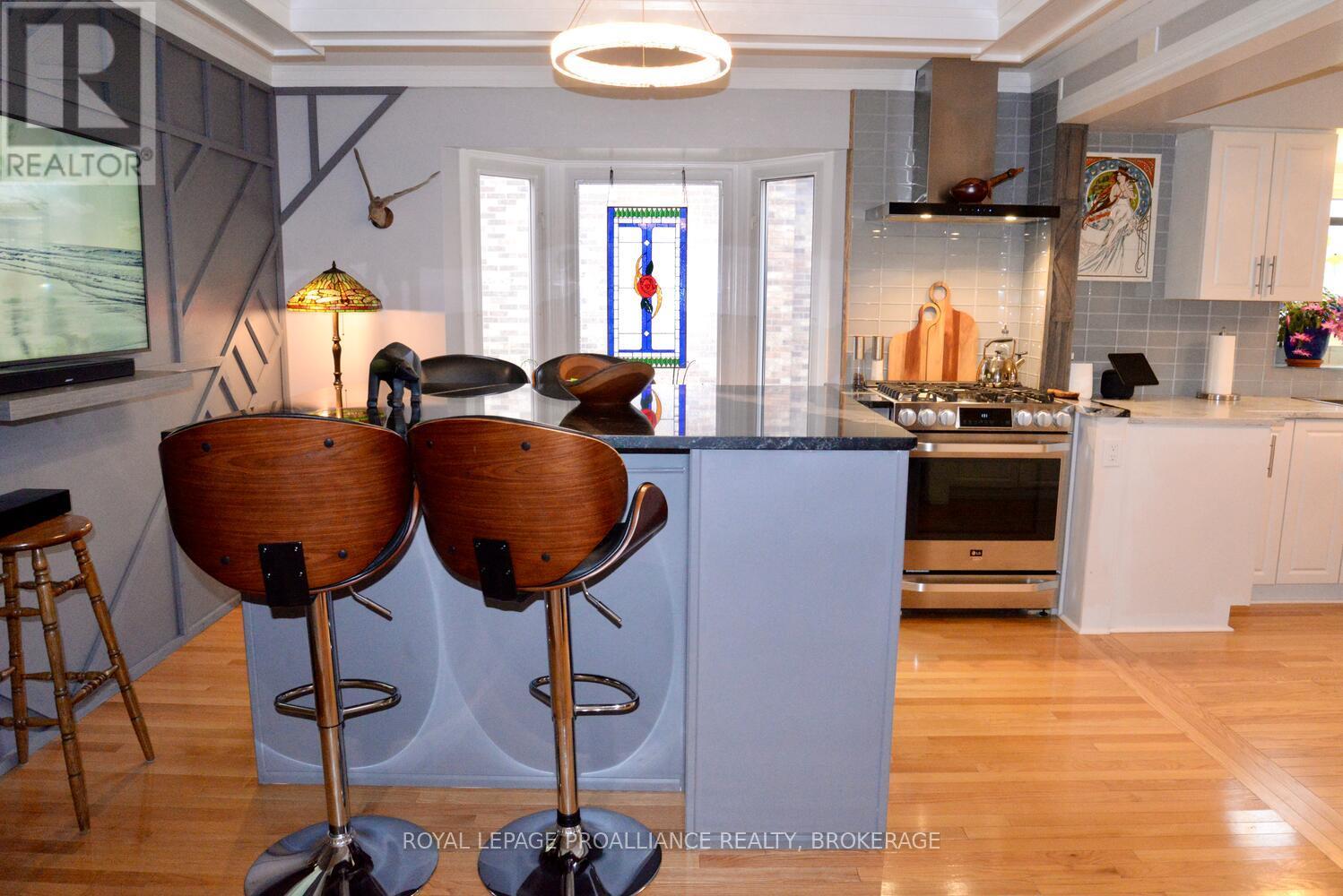 59 Glencoe Crescent, Kingston, Ontario K7M 7H9 - Photo 11 - X12586648