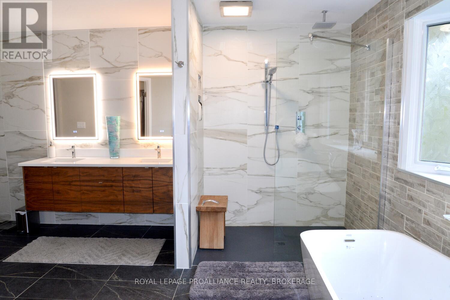 59 Glencoe Crescent, Kingston, Ontario K7M 7H9 - Photo 28 - X12586648