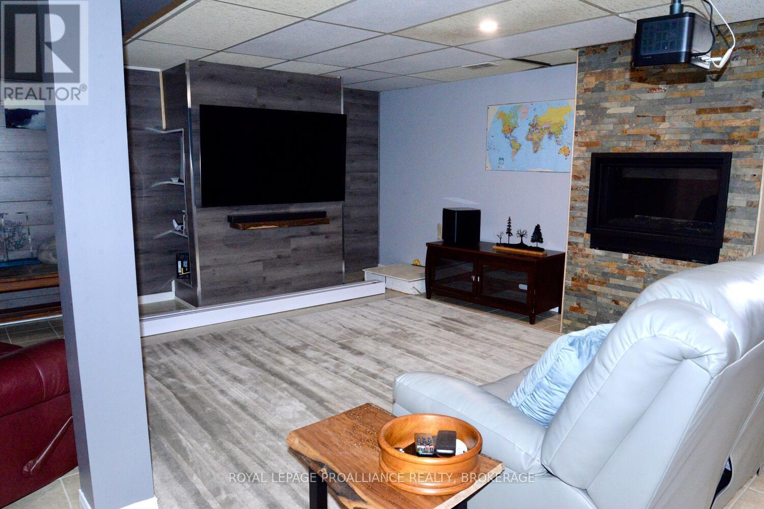 59 Glencoe Crescent, Kingston, Ontario K7M 7H9 - Photo 35 - X12586648