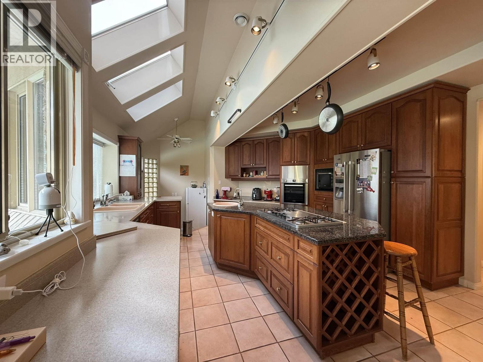 1136 Smith Avenue, Coquitlam, British Columbia  V3J 2X8 - Photo 7 - R3070937