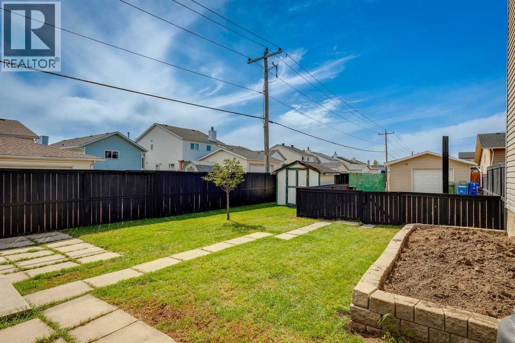 23 Erin Grove Court Se, Calgary, Alberta  T2B 3A8 - Photo 29 - A2252138