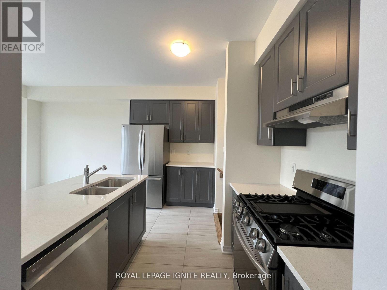 84 Gilham Way, Brant, Ontario  N3L 0M9 - Photo 6 - X12587138