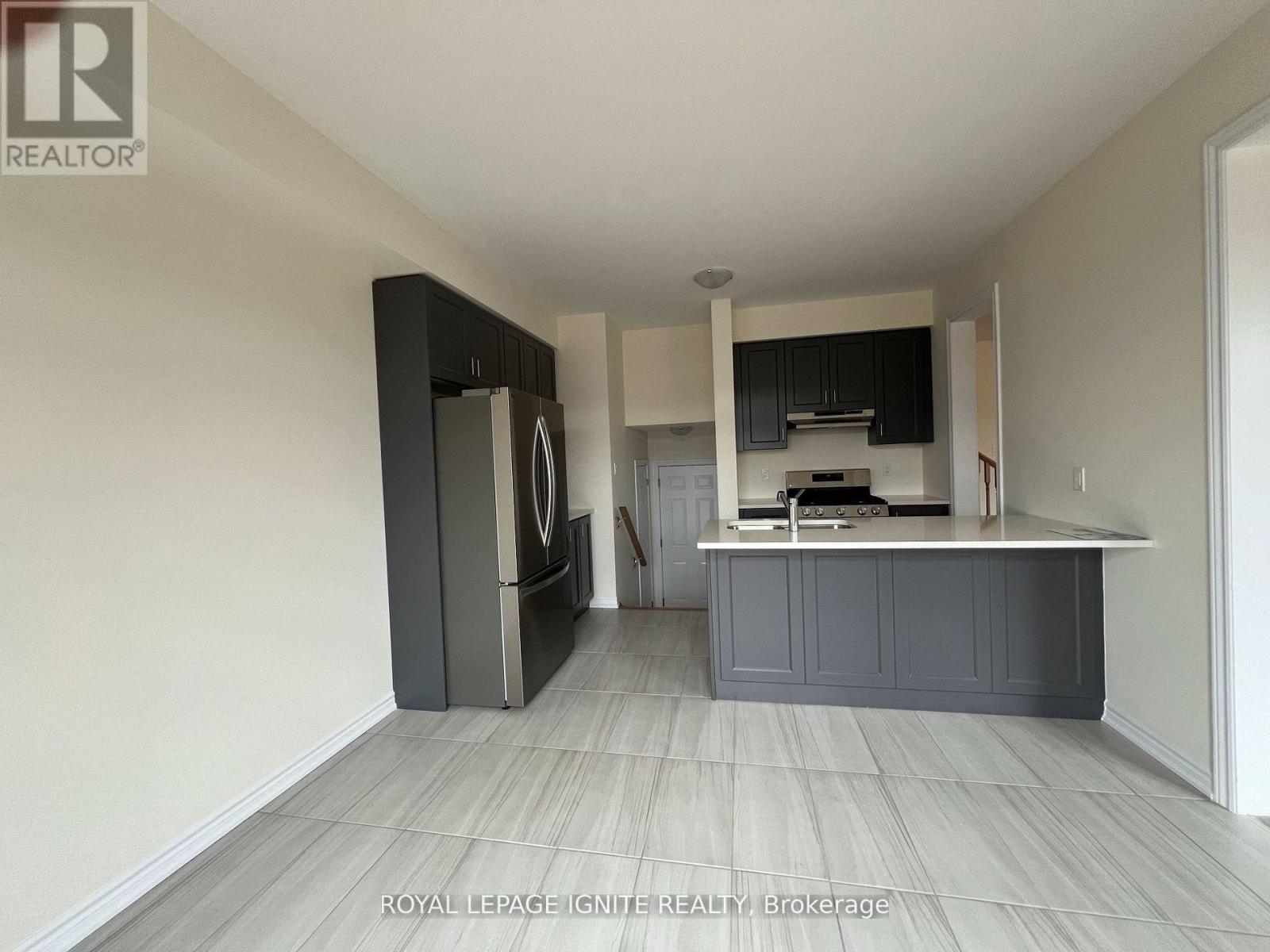 84 Gilham Way, Brant, Ontario  N3L 0M9 - Photo 7 - X12587138