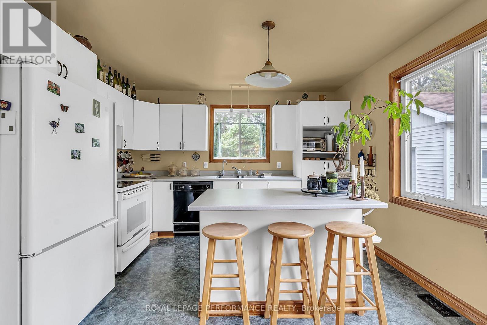 3781 Delorme Crescent, North Glengarry, Ontario  K0C 1A0 - Photo 17 - X12587158