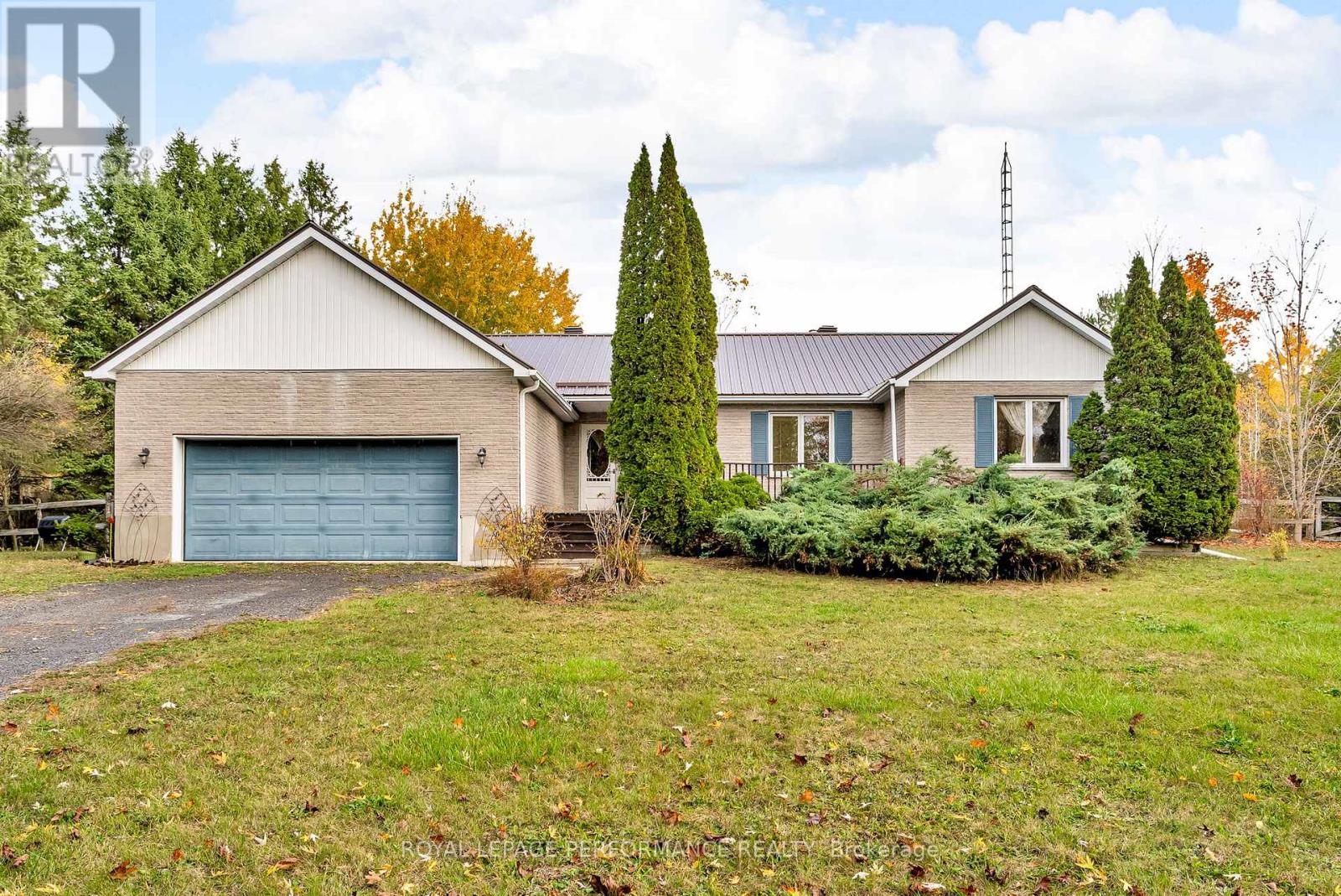 3781 Delorme Crescent, North Glengarry, Ontario  K0C 1A0 - Photo 2 - X12587158