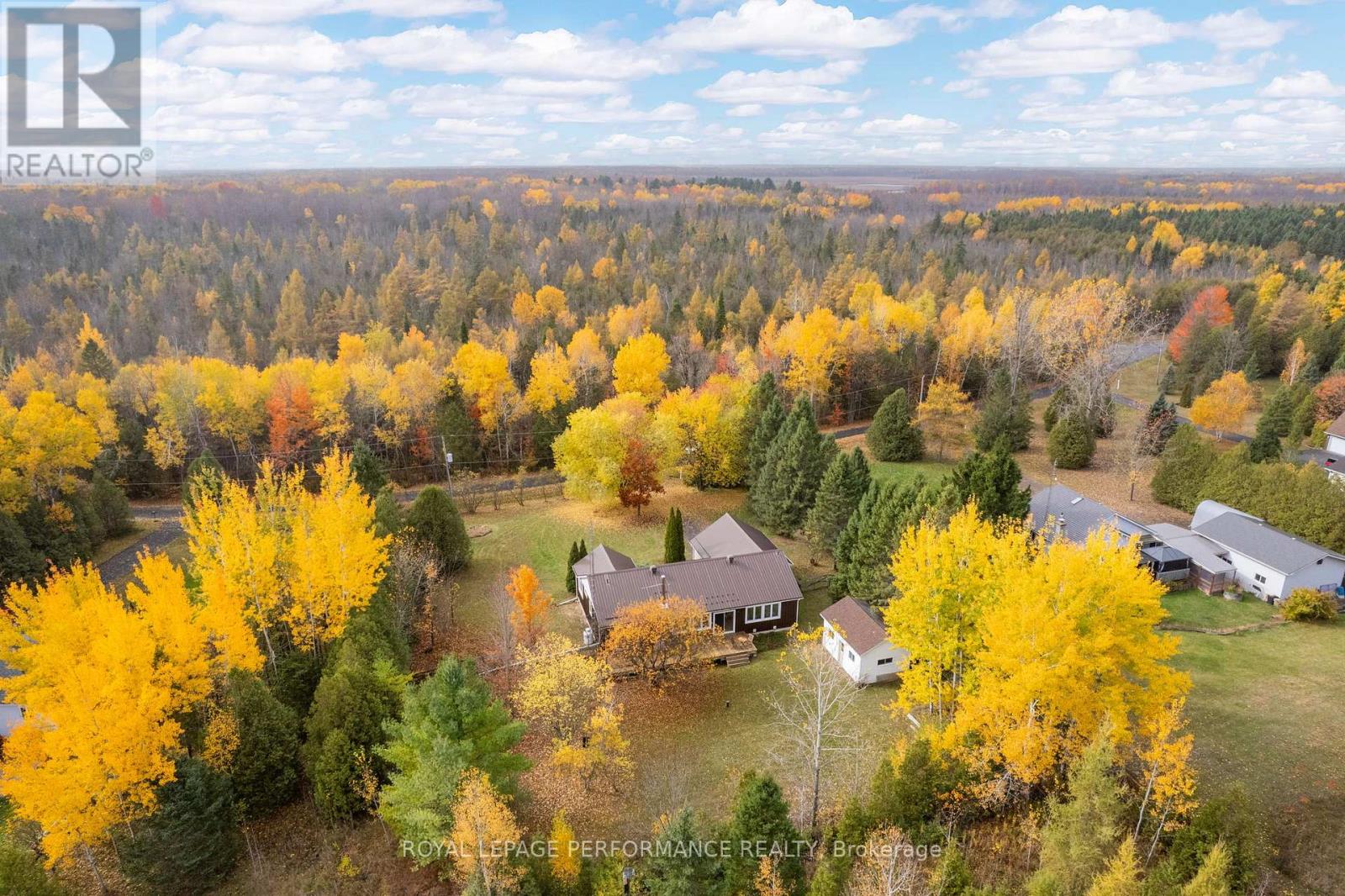 3781 Delorme Crescent, North Glengarry, Ontario  K0C 1A0 - Photo 44 - X12587158