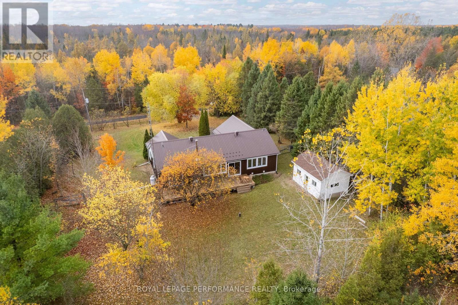 3781 Delorme Crescent, North Glengarry, Ontario  K0C 1A0 - Photo 48 - X12587158