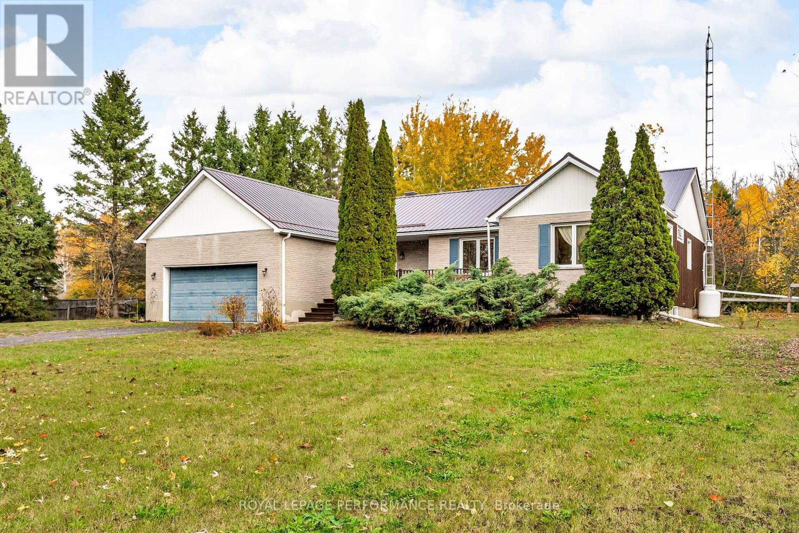 3781 Delorme Crescent, North Glengarry, Ontario  K0C 1A0 - Photo 5 - X12587158