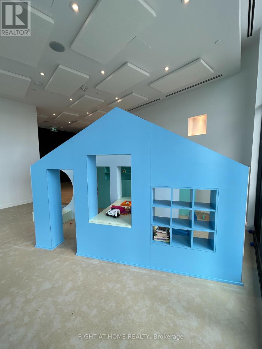 2310 - 3883 Quartz Road, Mississauga, Ontario  L5B 0M4 - Photo 24 - W12561250