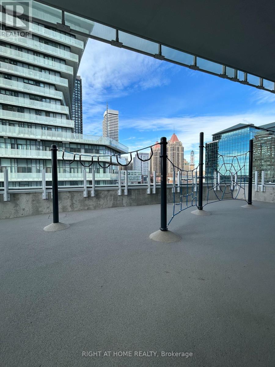 2310 - 3883 Quartz Road, Mississauga, Ontario  L5B 0M4 - Photo 25 - W12561250