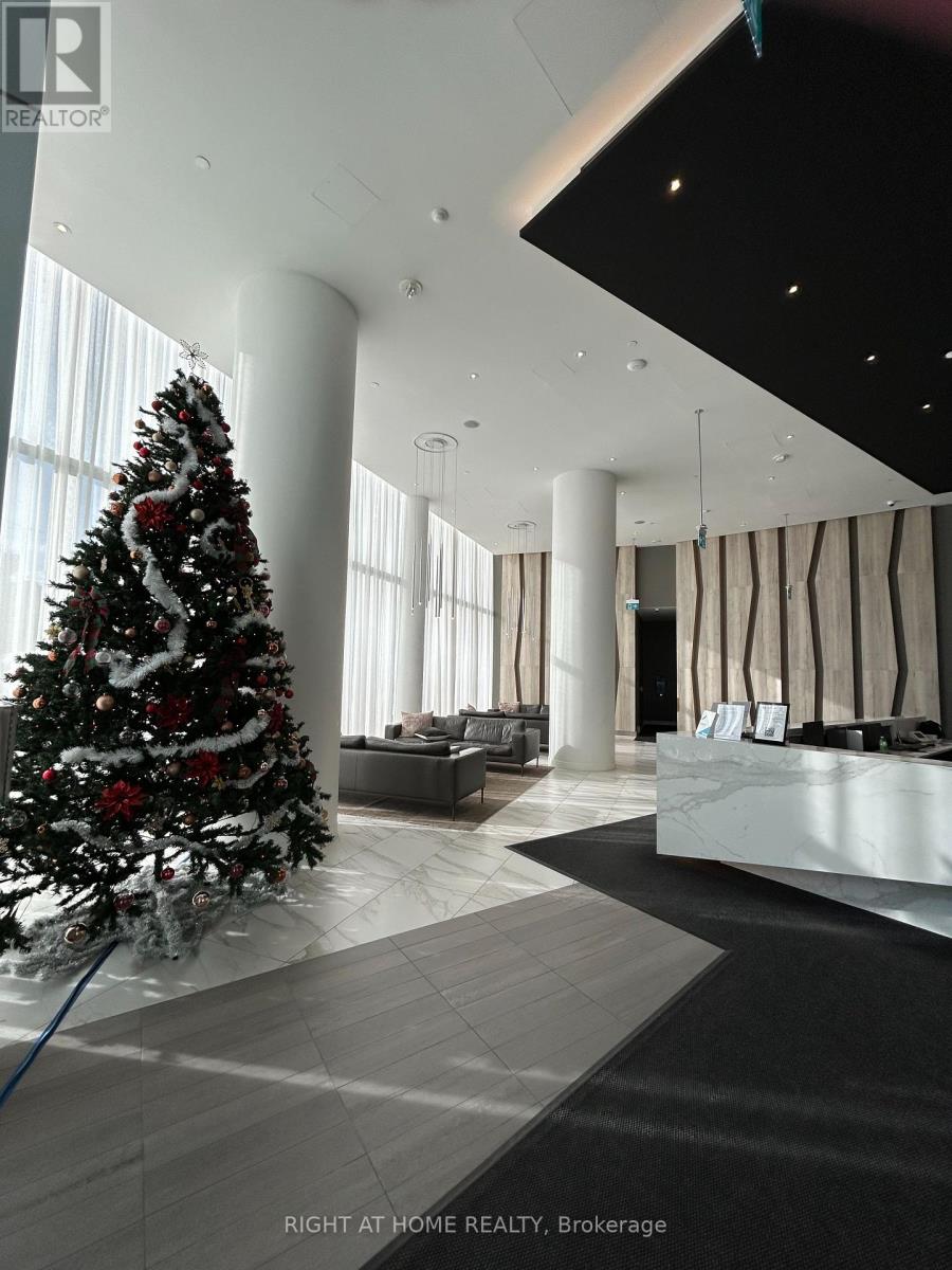 2310 - 3883 Quartz Road, Mississauga, Ontario  L5B 0M4 - Photo 2 - W12561250