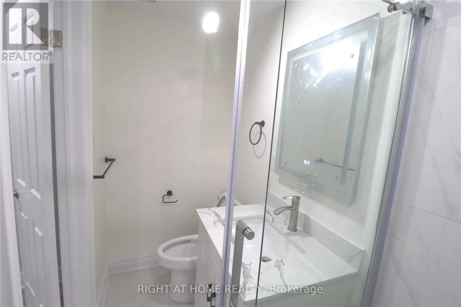 688 Village Parkway, Markham, Ontario  L3R 2Y5 - Photo 15 - N12587160